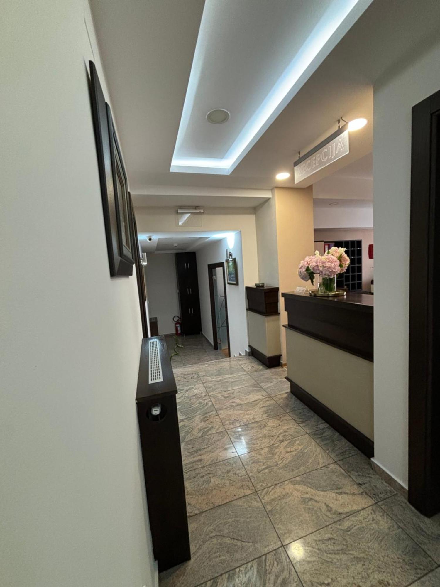 Atrium Bed & Breakfast Sremska Mitrovica Exterior foto