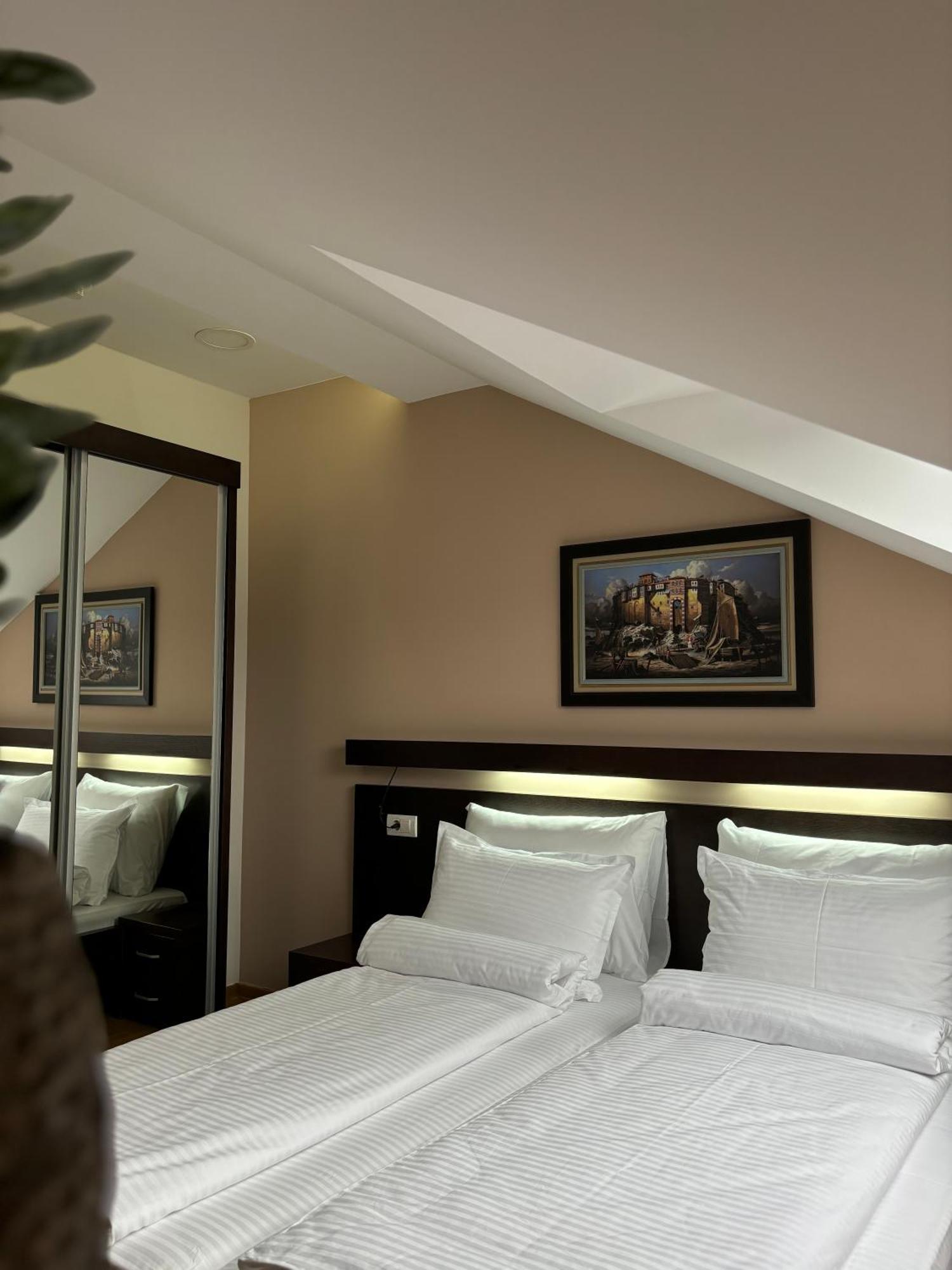 Atrium Bed & Breakfast Sremska Mitrovica Exterior foto